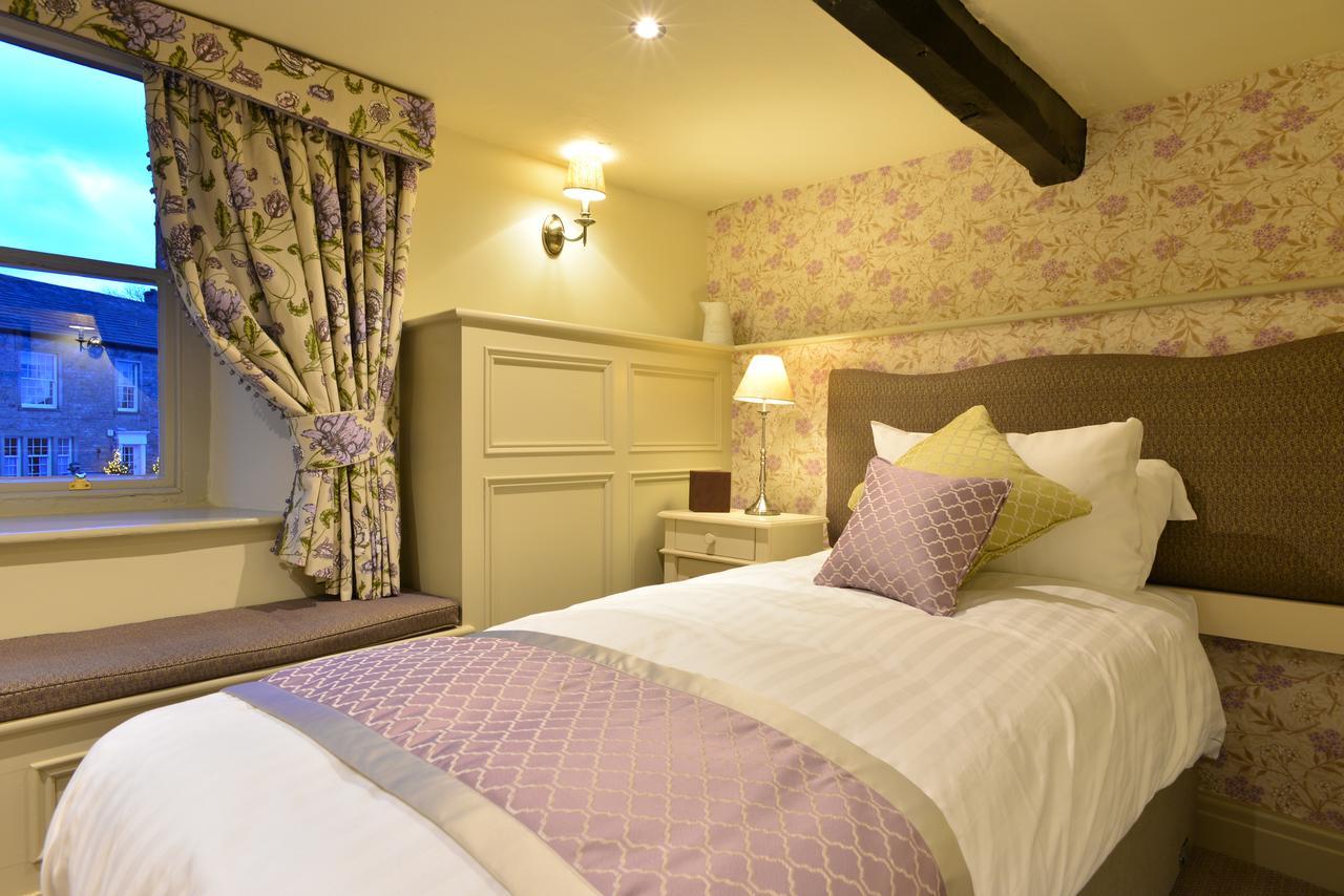 The Devonshire Grassington Hotel Exterior photo